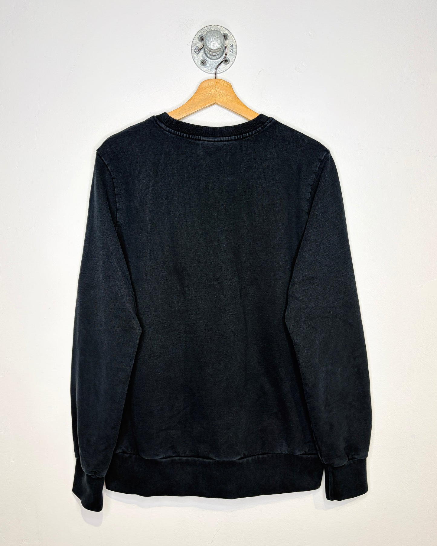 2000s Oakley Spellout Faded Black Crewneck Sweatshirt