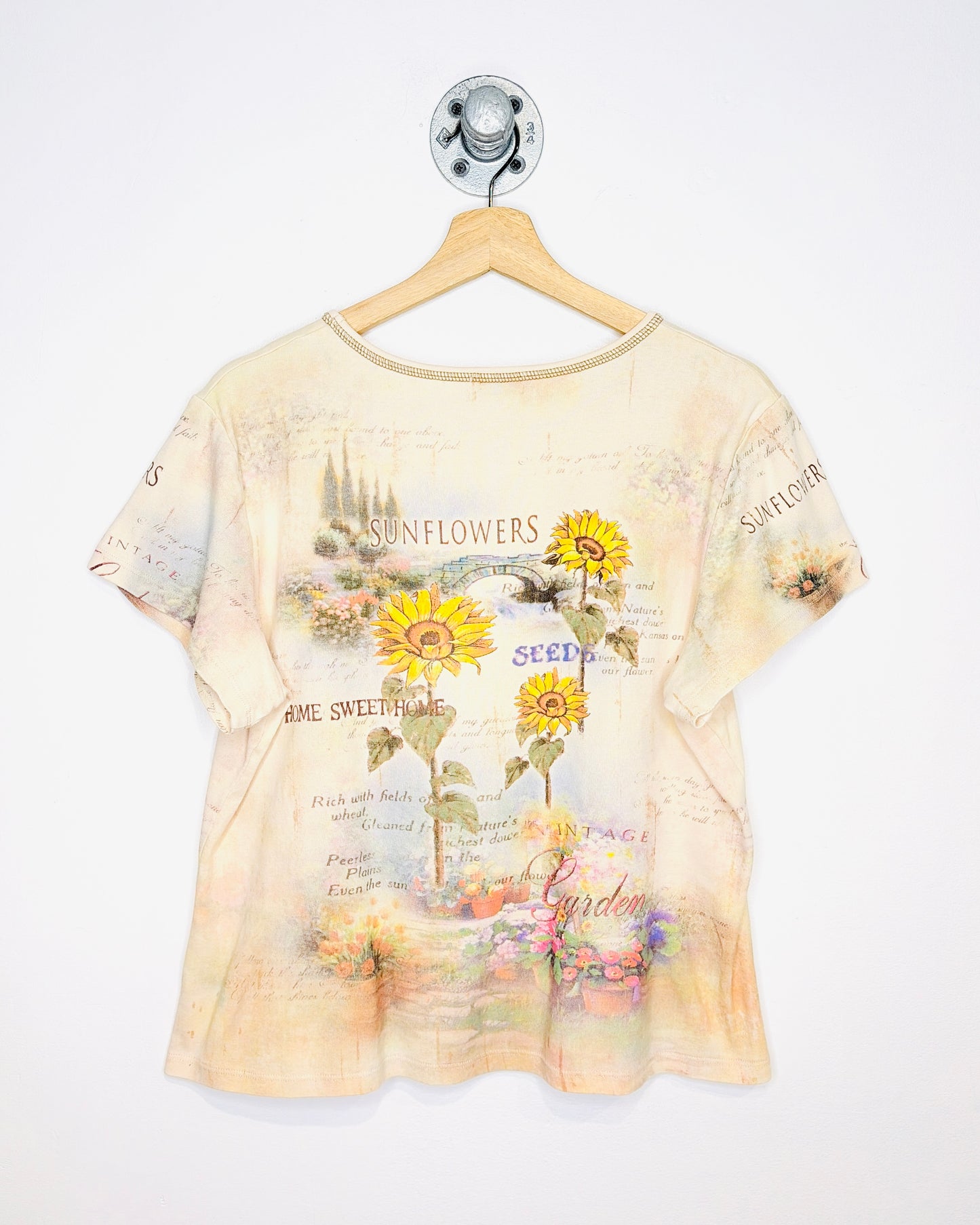 Vintage Y2K Women's Sunflowers All Over Print Pink Tee Shirt