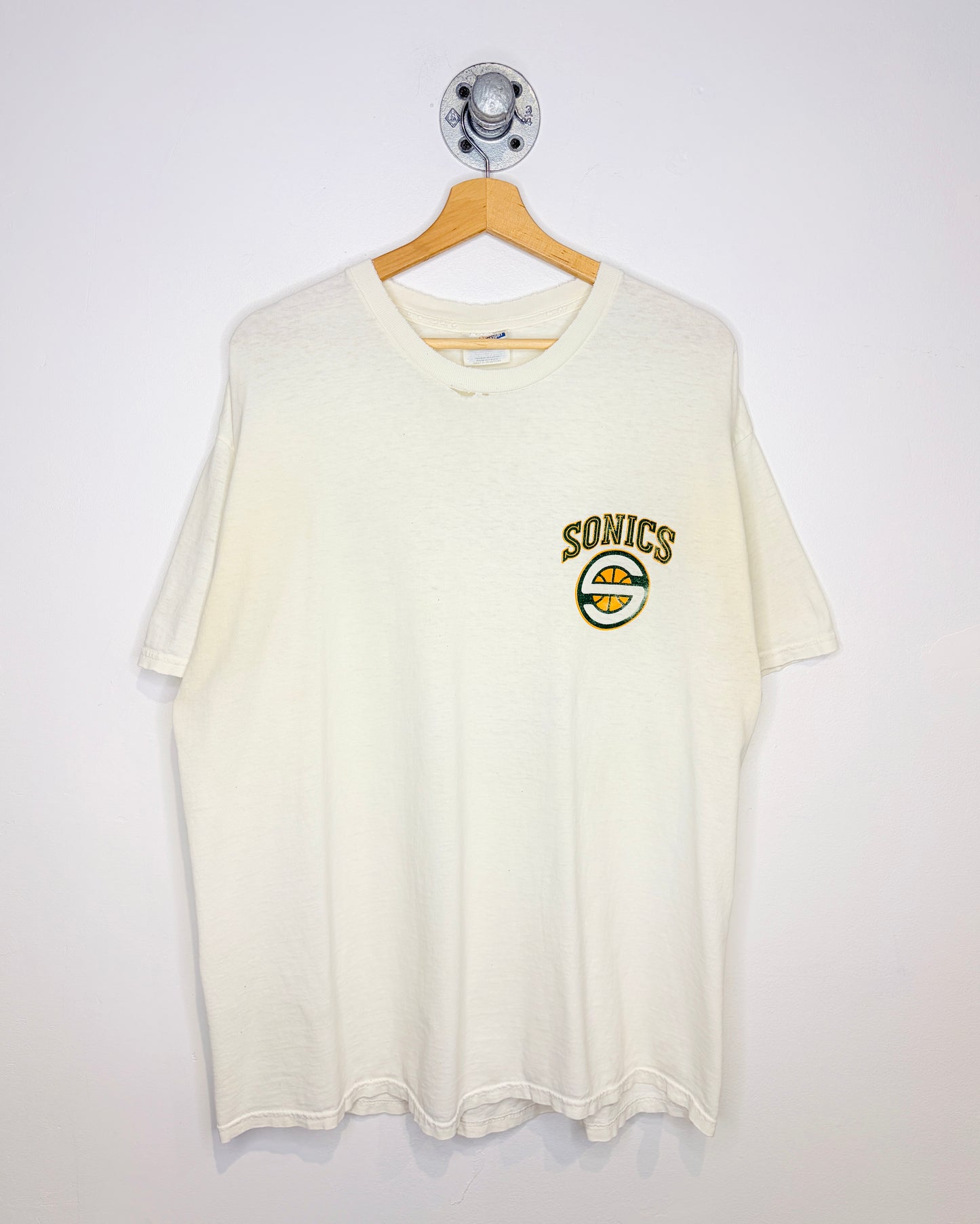 Vintage Seattle SuperSonics Distressed White Tee Shirt