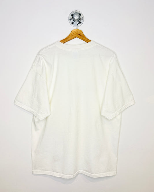 Vintage 2000s Globe And Mail White Tee Shirt