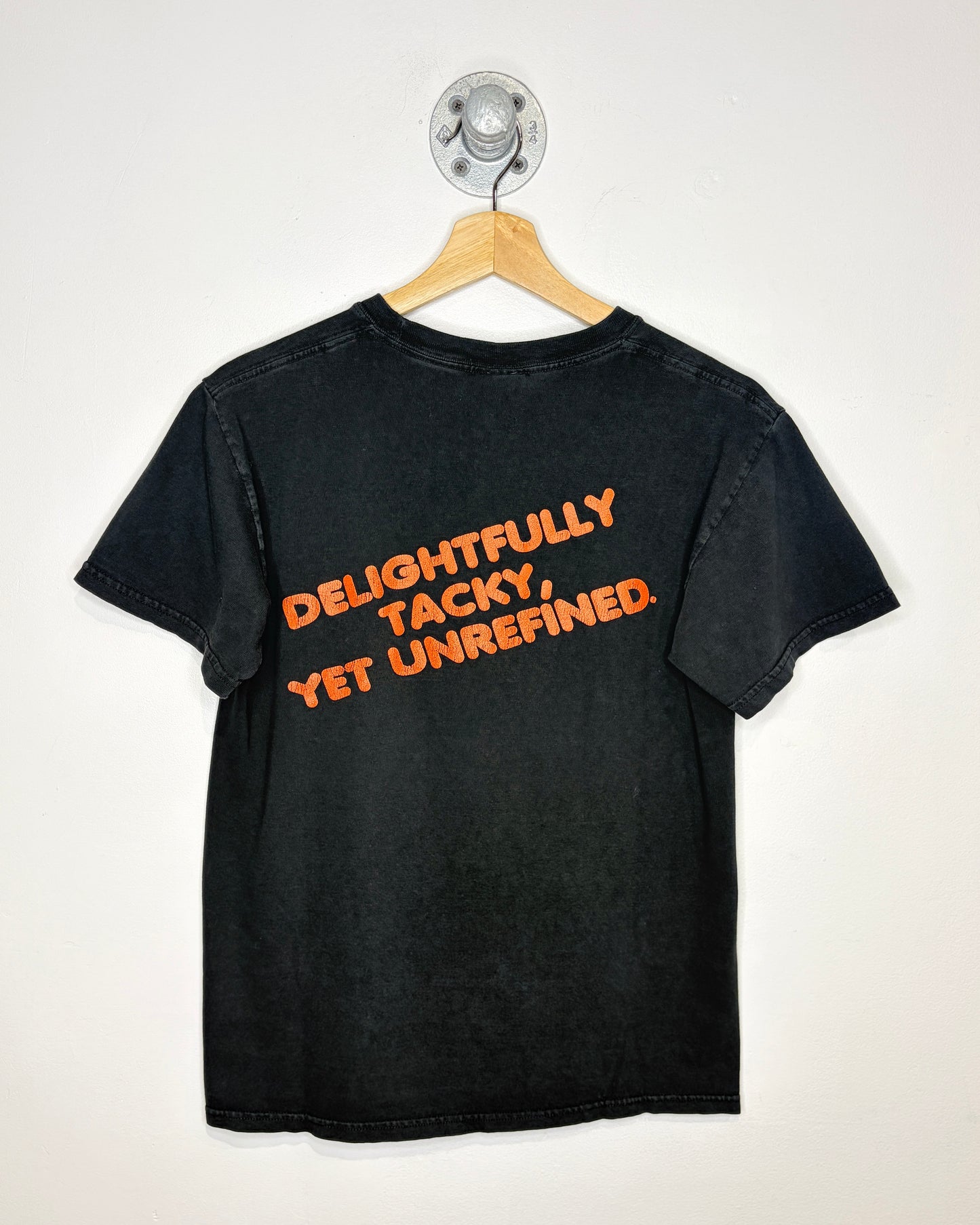 2006 Hooters Edmonton Faded Black Tee Shirt