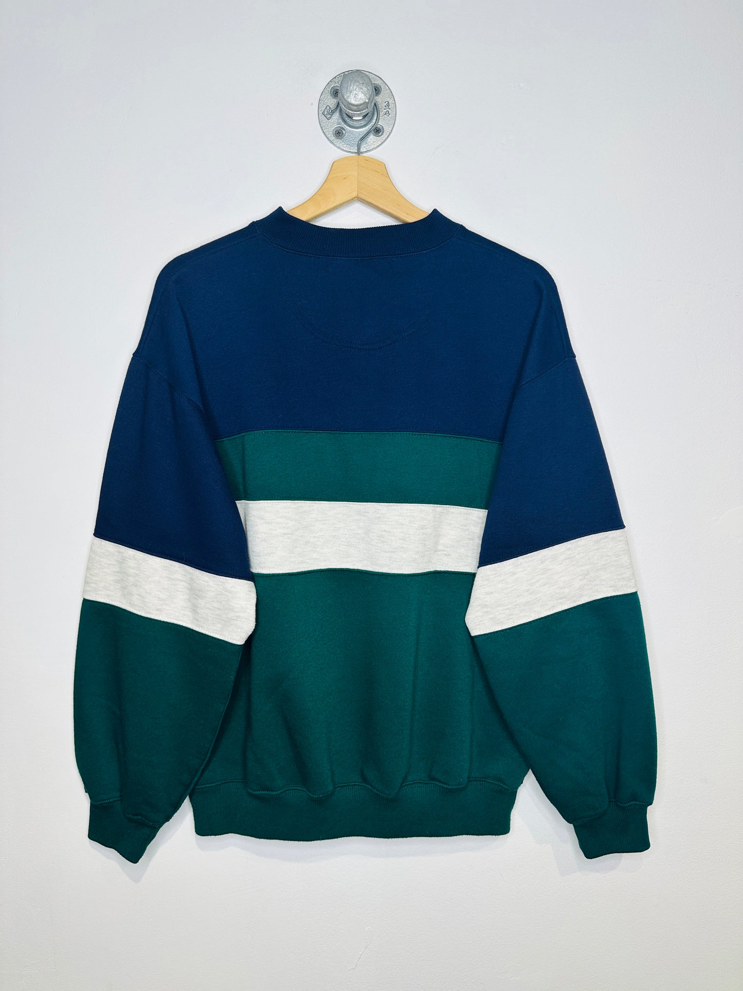 Vintage 1990s Tri Tone Knight Of The Roundtable Country Club Henley Sweatshirt