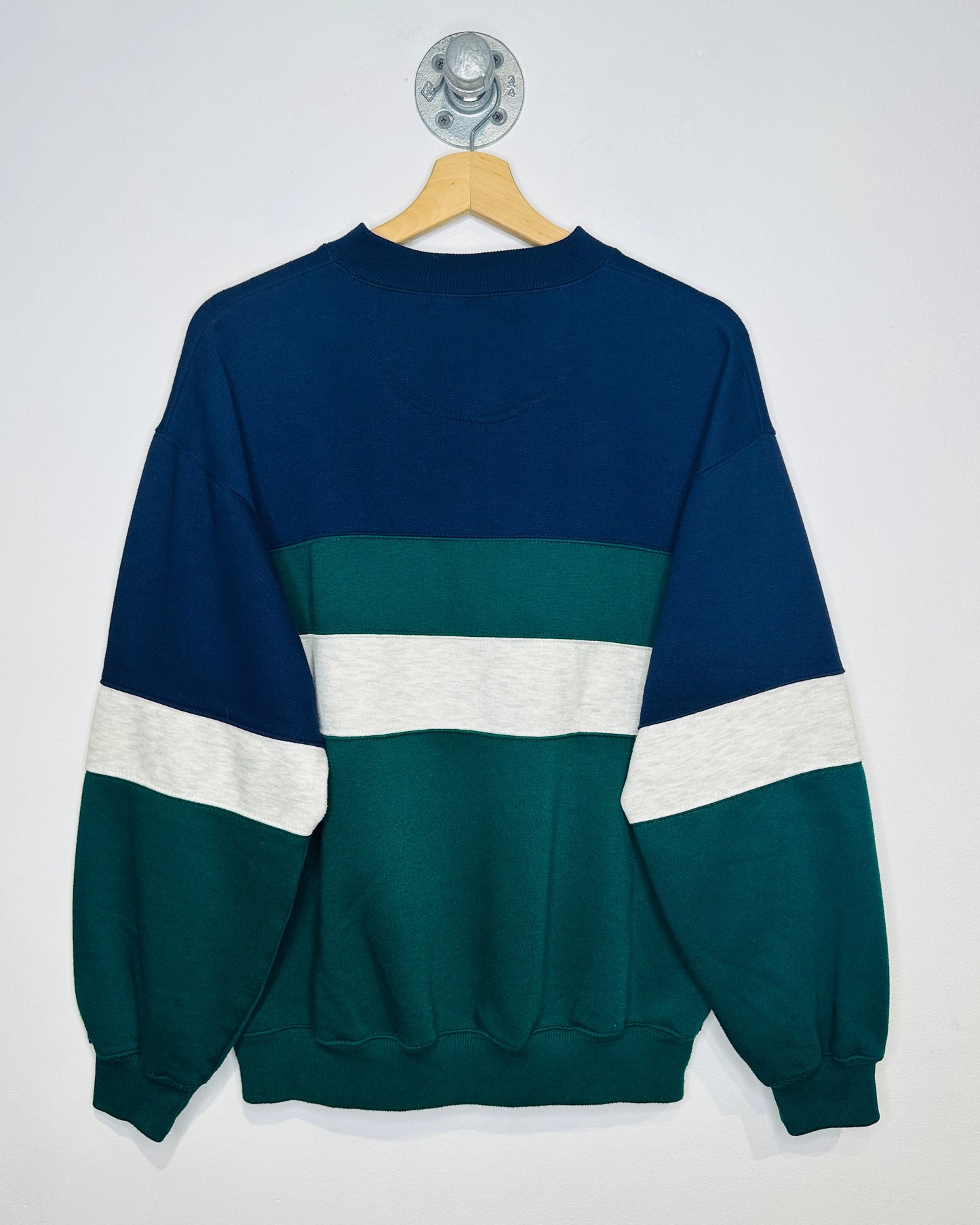 Vintage 1990s Tri Tone Knight Of The Roundtable Country Club Henley Sweatshirt