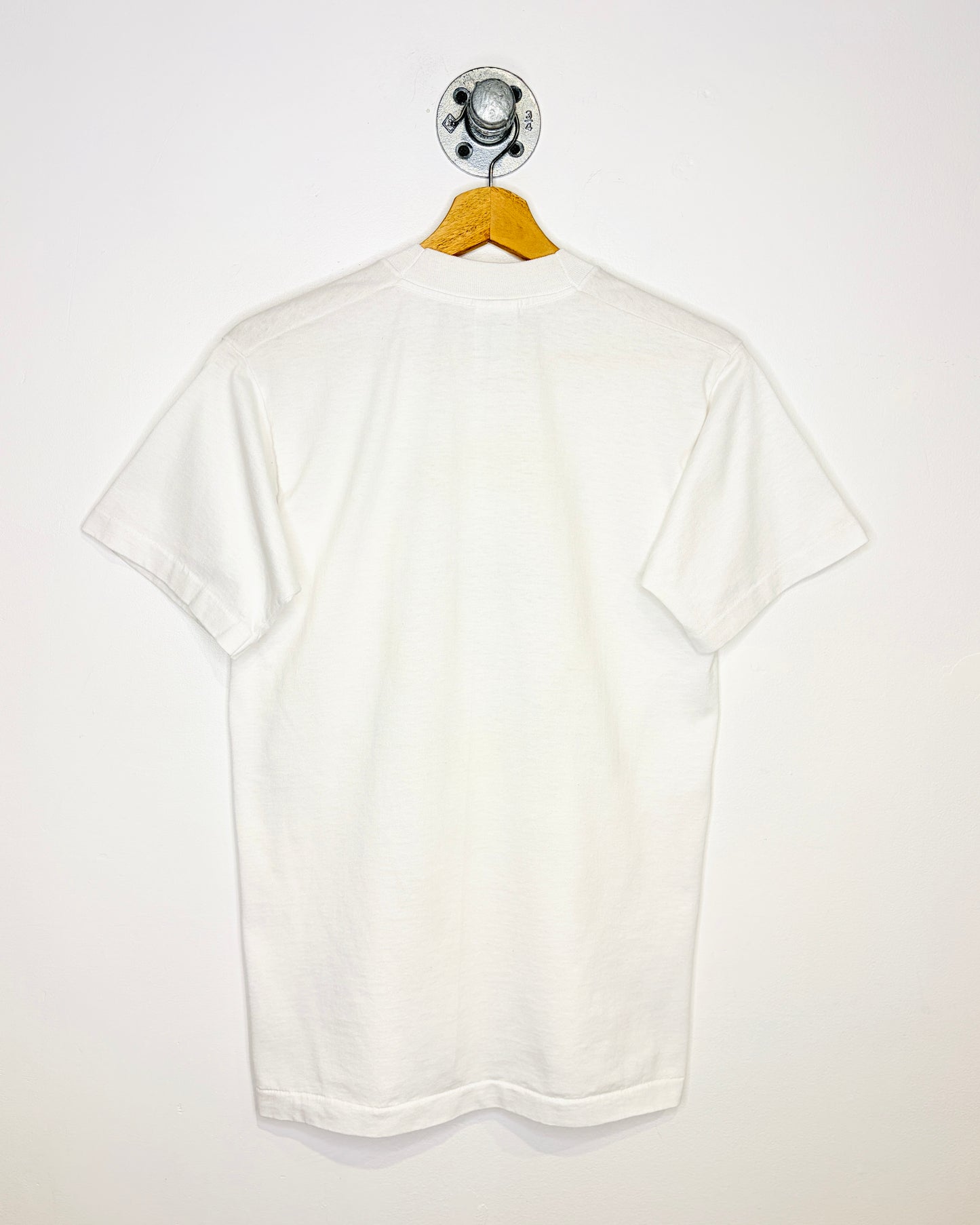 Vintage 1996 “Hearts And Flowers” White Cat Tee Shirt