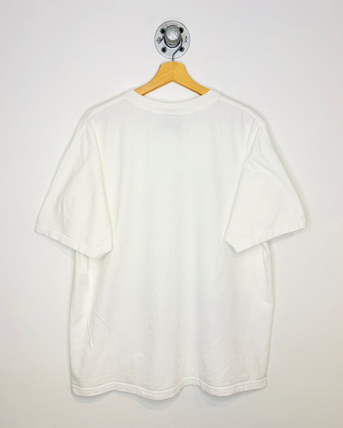 Vintage 2004 Bob Marley Zion White Tee Shirt