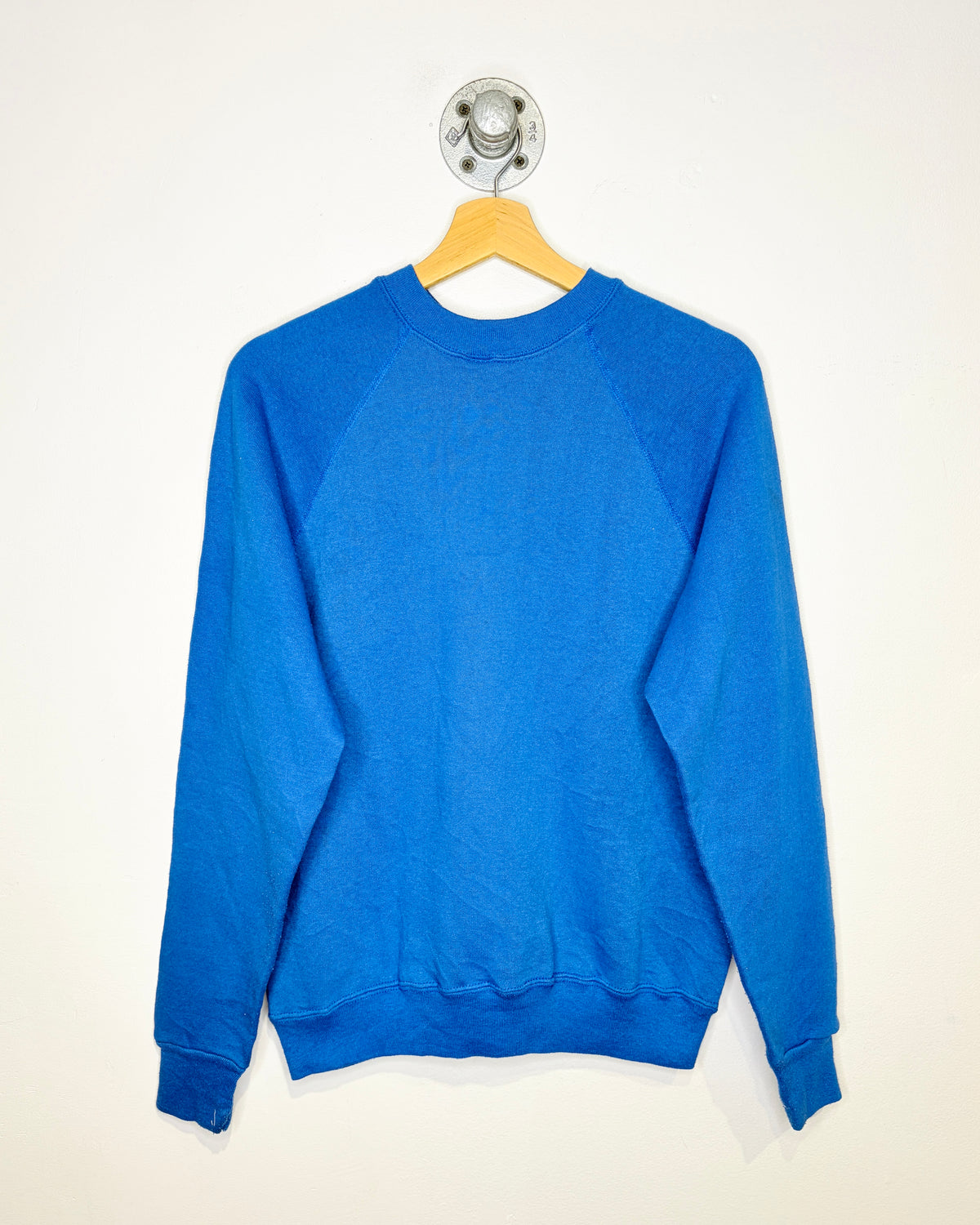 Vintage 1980s Flower And Rhinestone Glitter Blue Crewneck Sweatshirt