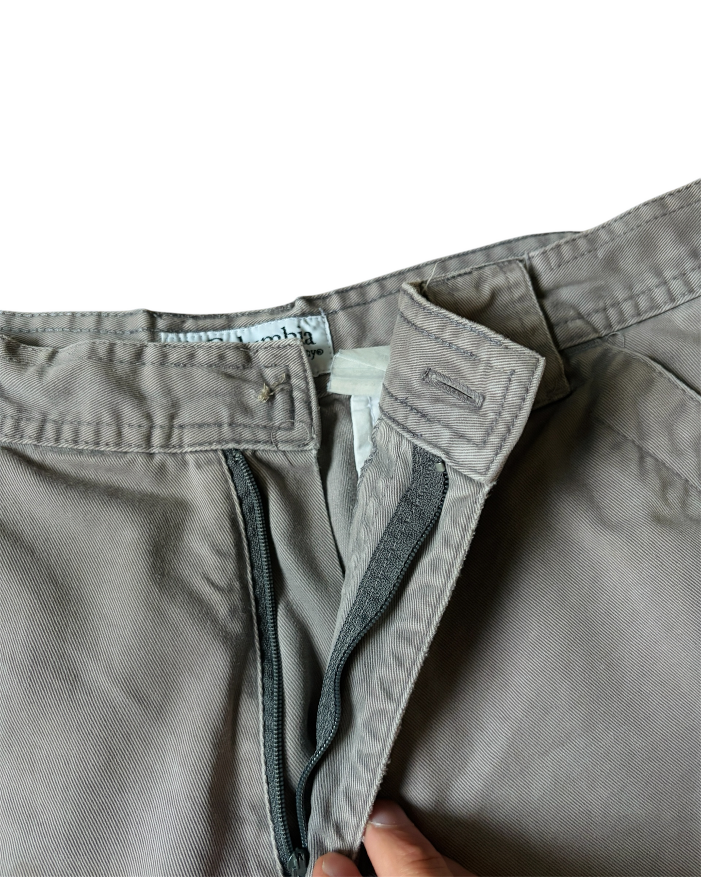 2000s Columbia Sportswear Faded Grey Cargo Shorts