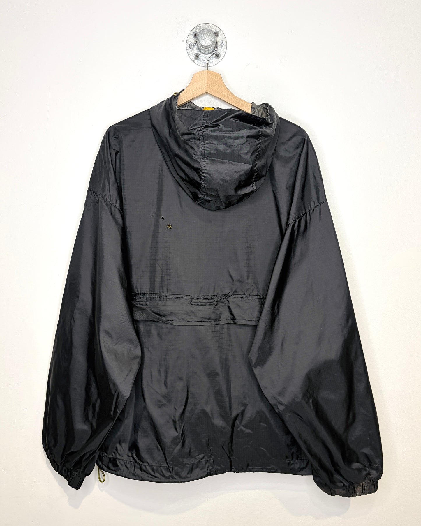 Vintage Tommy Hilfiger Outdoors Black Hooded Zip Up Shell