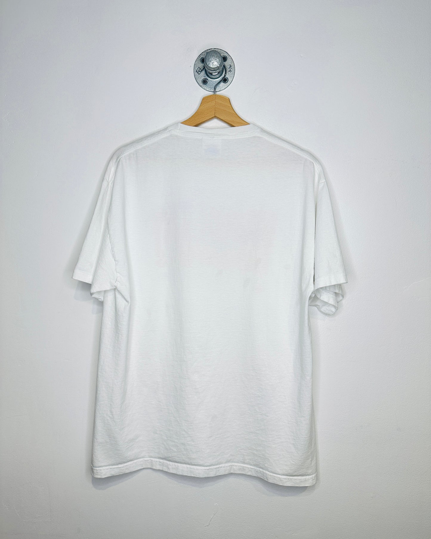 Vintage 2000s Vandelay Industries Seinfeld On DVD White Tee Shirt