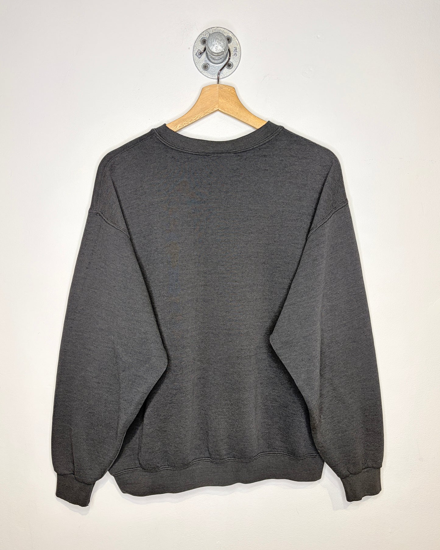Vintage 2000 Walt Disney World Faded Black Crewneck Sweatshirt