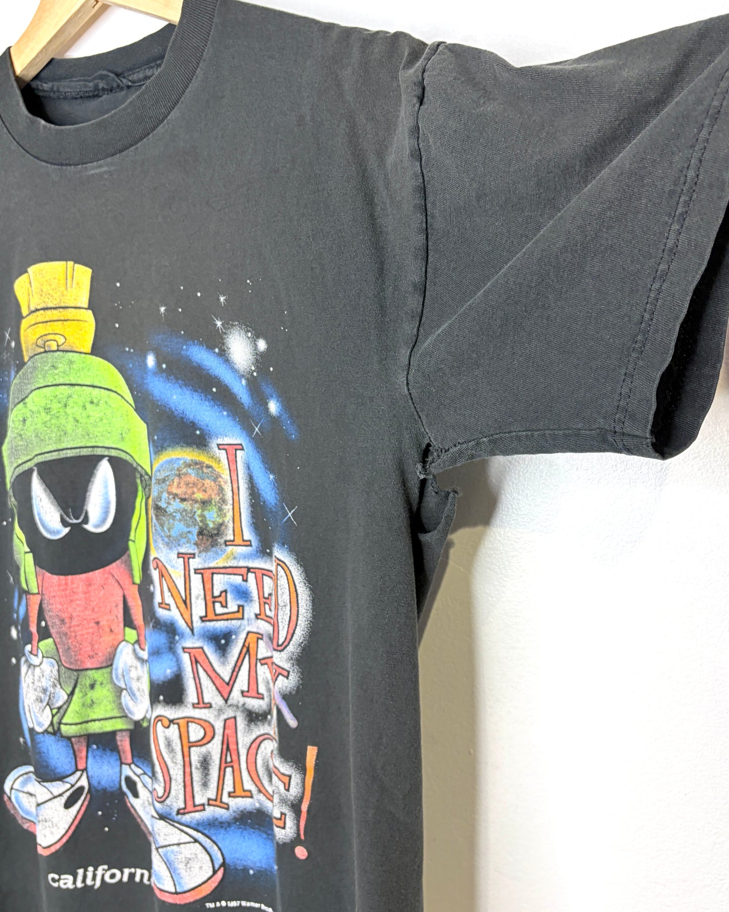 Vintage 1997 Marvin The Martian I Need My Space Faded Black Tee Shirt