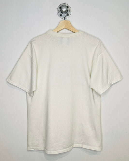 Vintage 1992 Honolulu Embroidered Tee Shirt