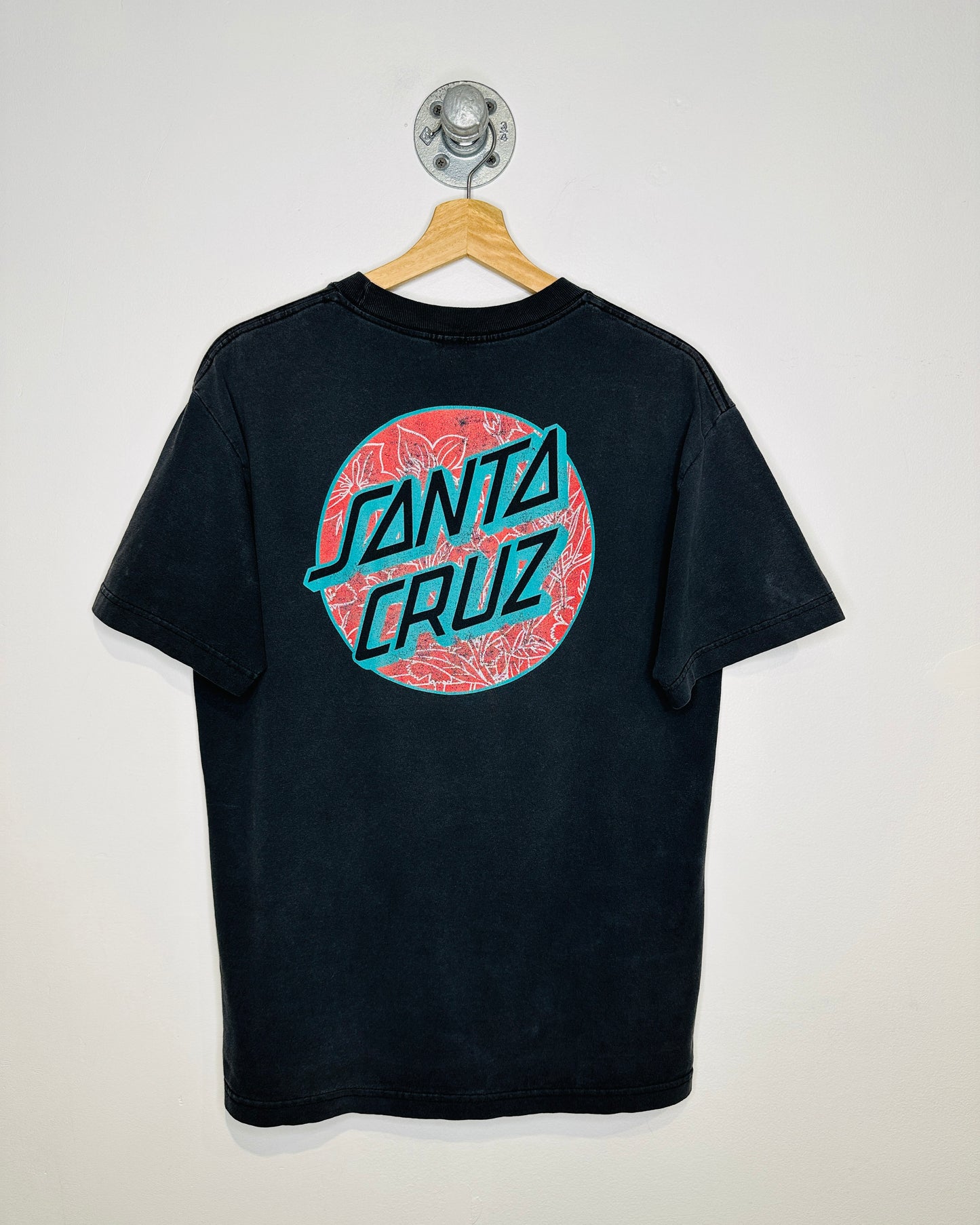 Vintage 2000s Santa Cruz Faded Black Logo Tee Shirt