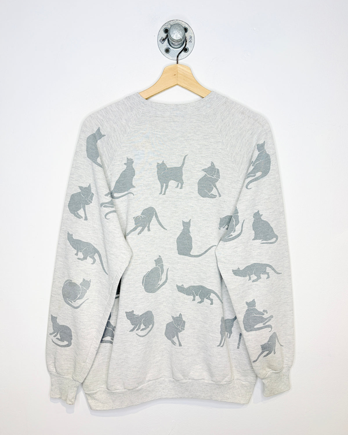 Vintage 90s Cats All Over Print Grey Raglan Crewneck Sweatshirt