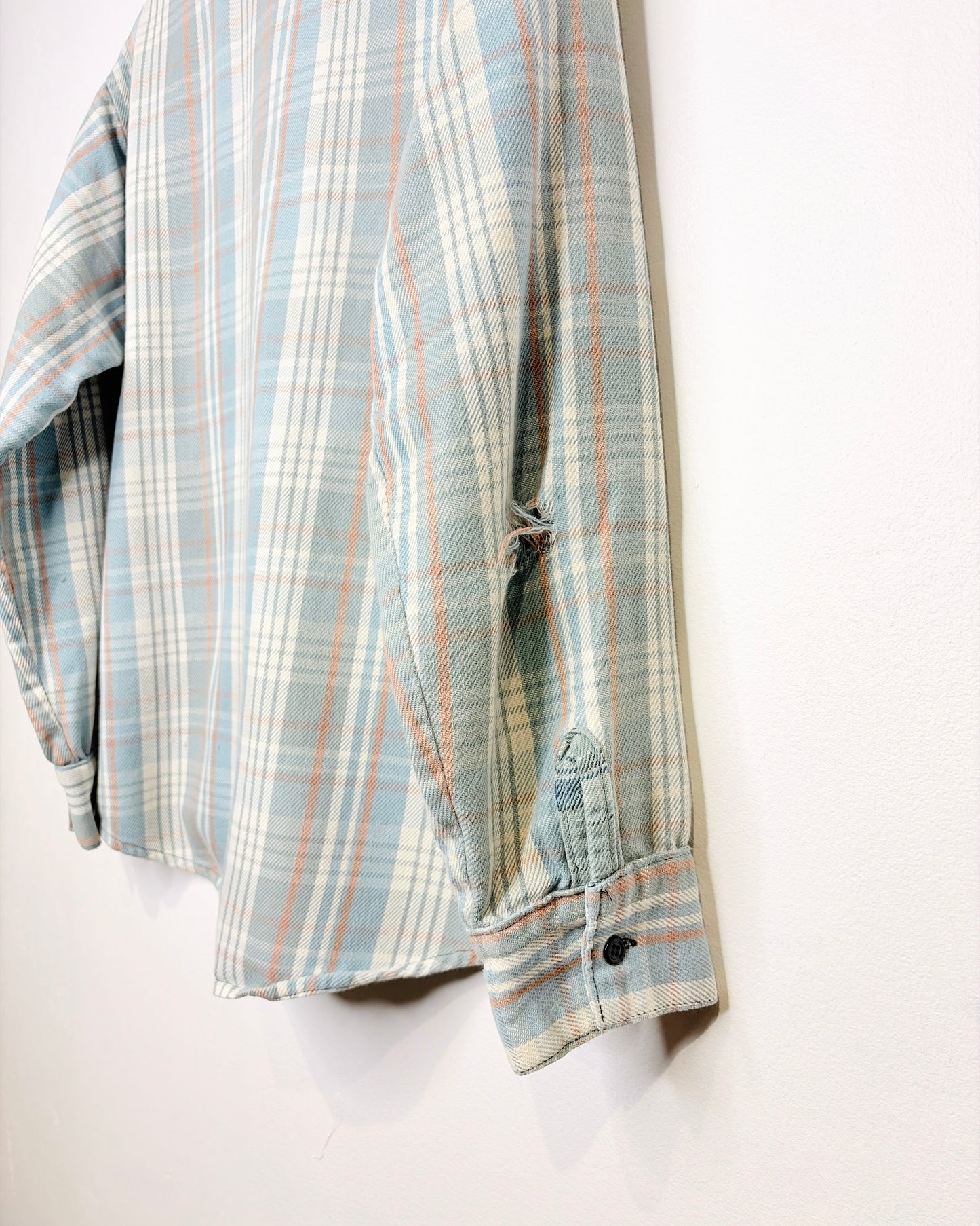 Vintage 90s Light Blue Plaid Button Up Flannel