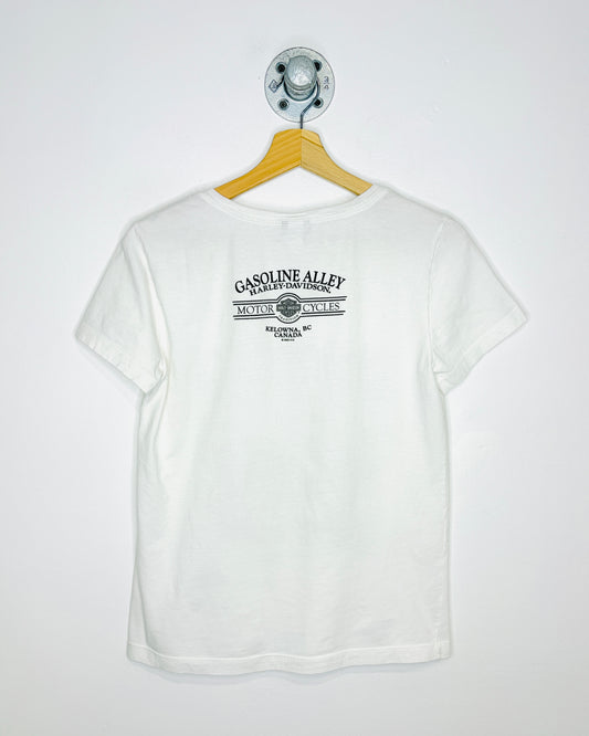 Y2K Style Women’s Harley Davidson Gasoline Alley White V-Neck Tee Shirt