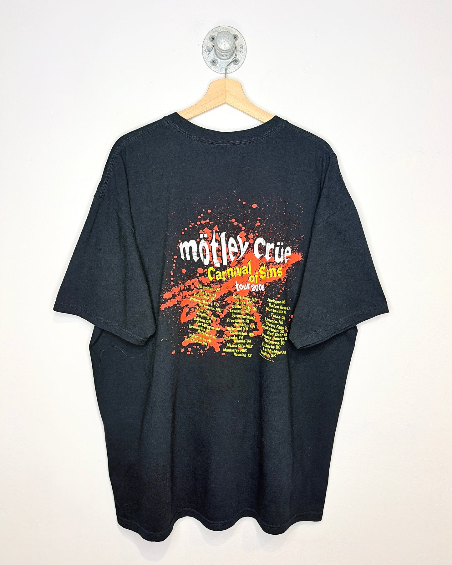 Vintage 2006 Motley Crue Carnival Of Sins Tour Black Tee Shirt