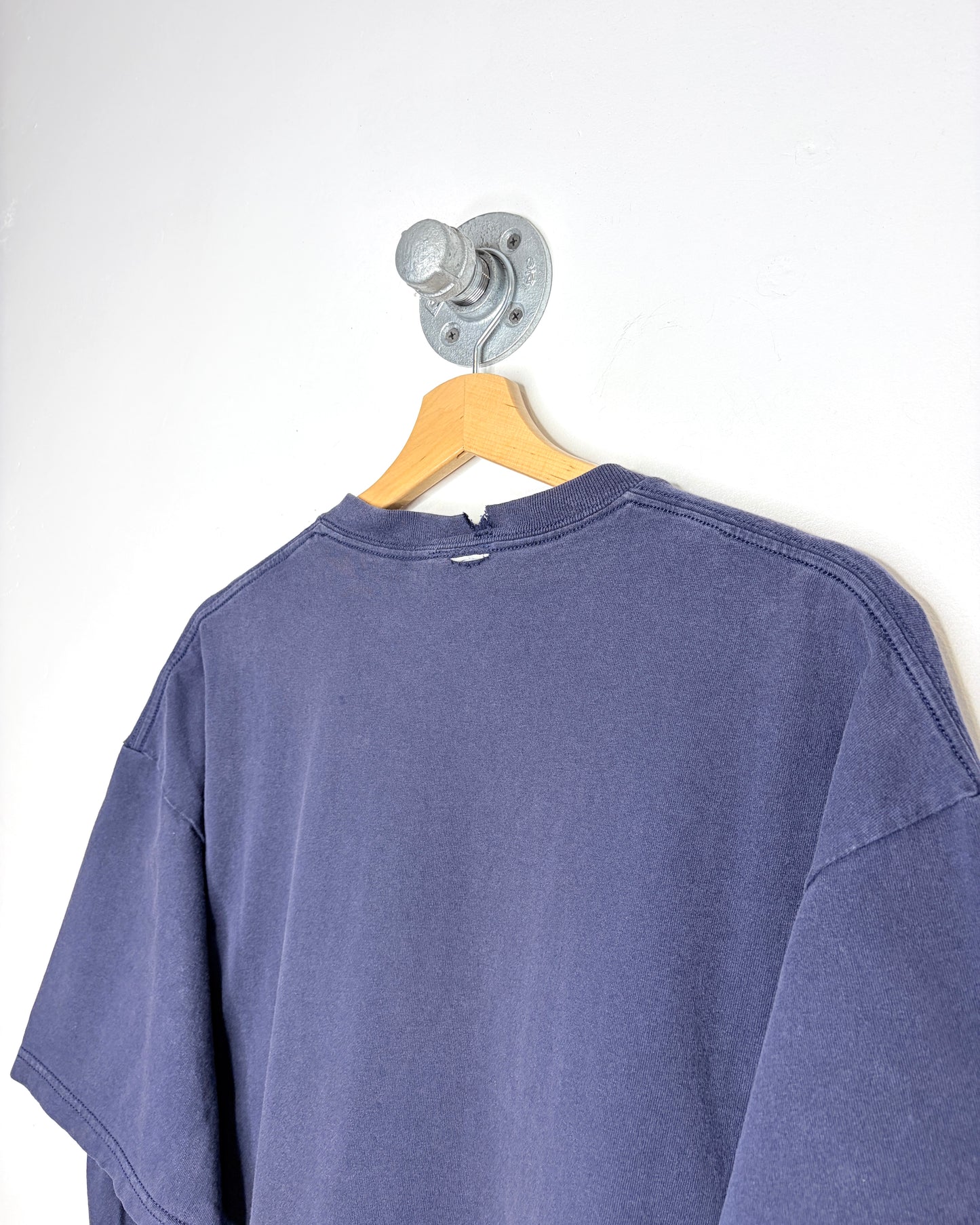 Vintage Six Flags Magic Mountain Faded Navy Blue Tee Shirt