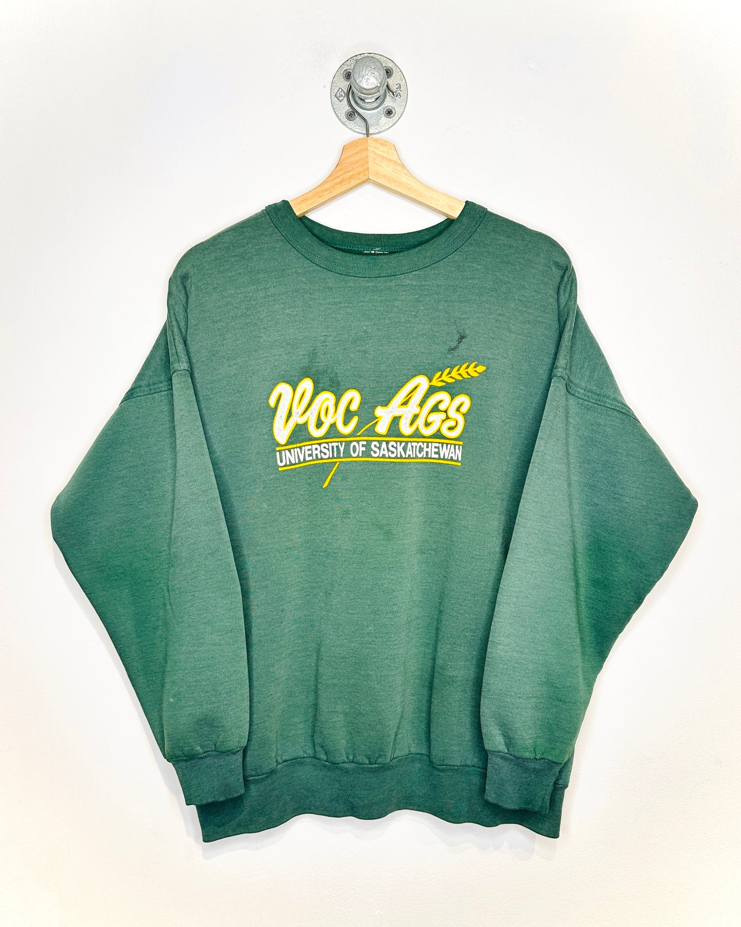Vintage 1990s University Of Saskatchewan Faded Green Crewneck Sweatshirt