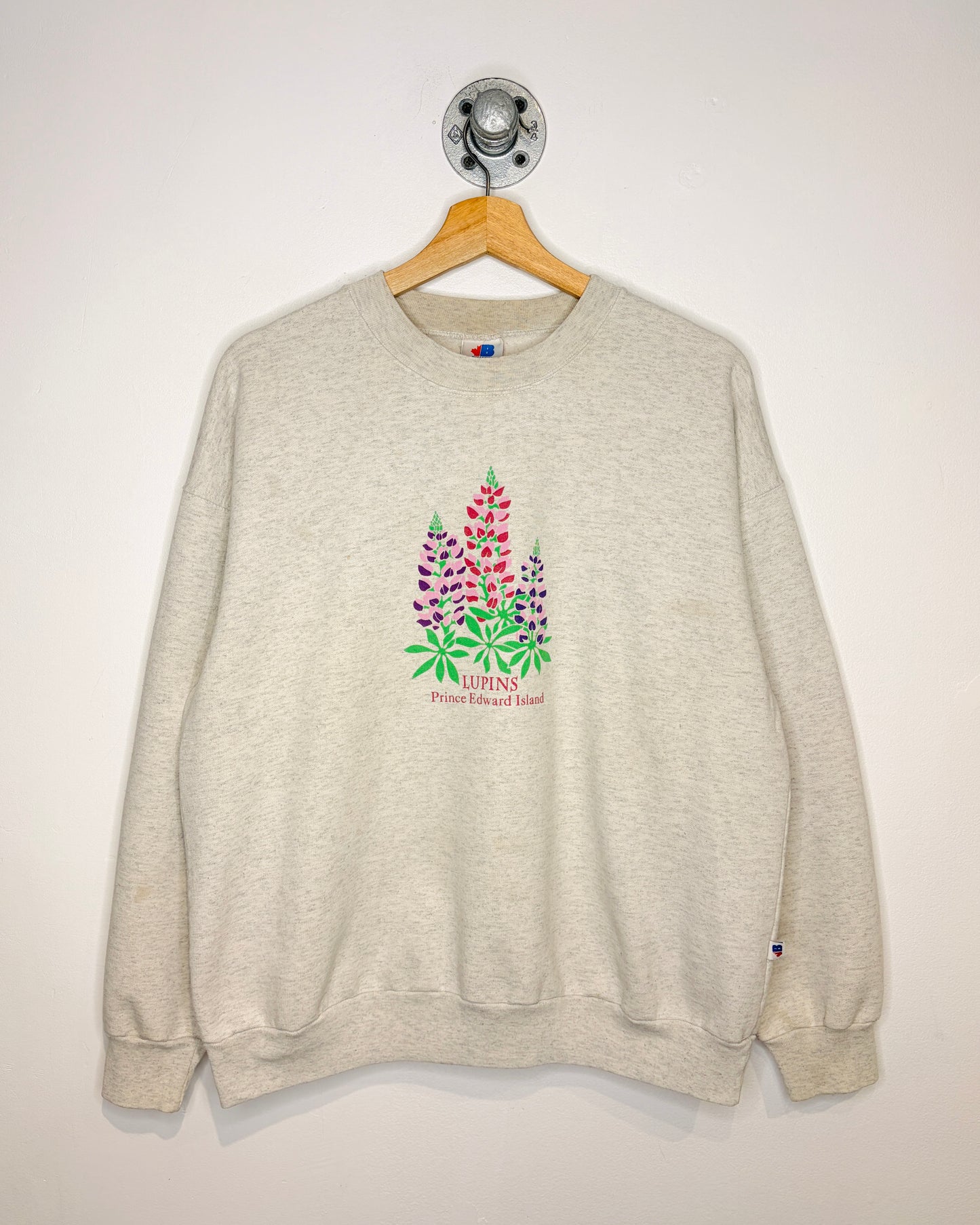 Vintage 90s Lupins PEI Grey Crewneck Sweatshirt