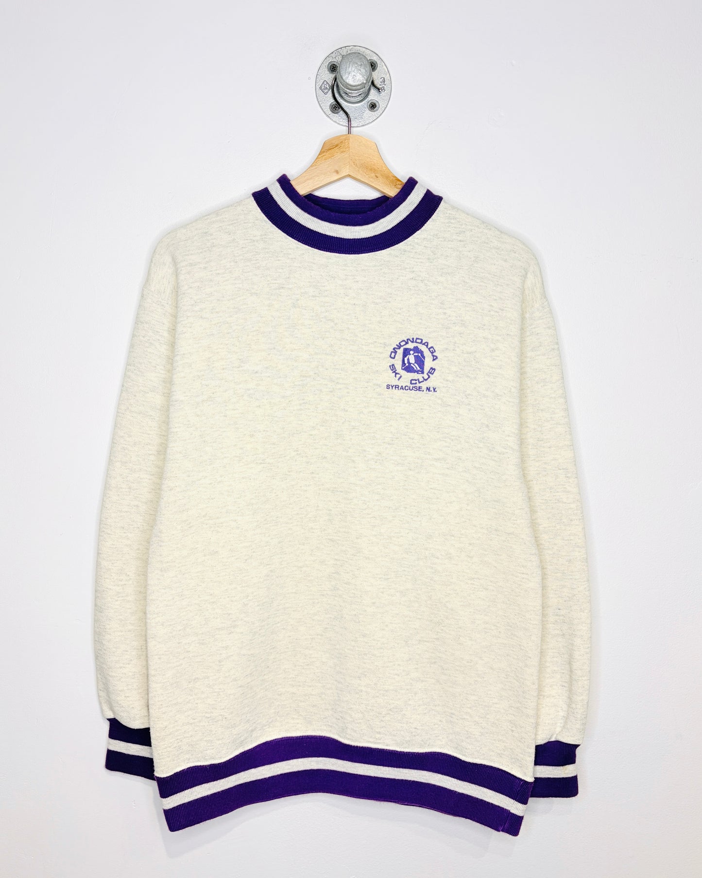 Vintage 90s Onondaga Ski Club Syracuse New York Ash Grey & Purple Crewneck Sweatshirt