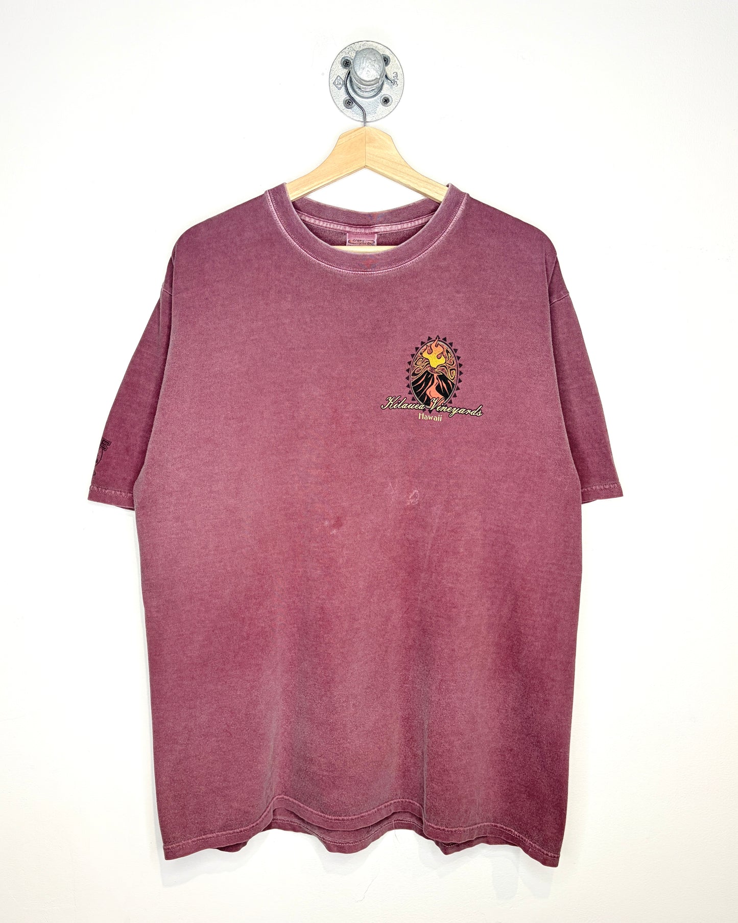 2000s Kilauea Vineyards Hawaii Faded Maroon Tee Shirt