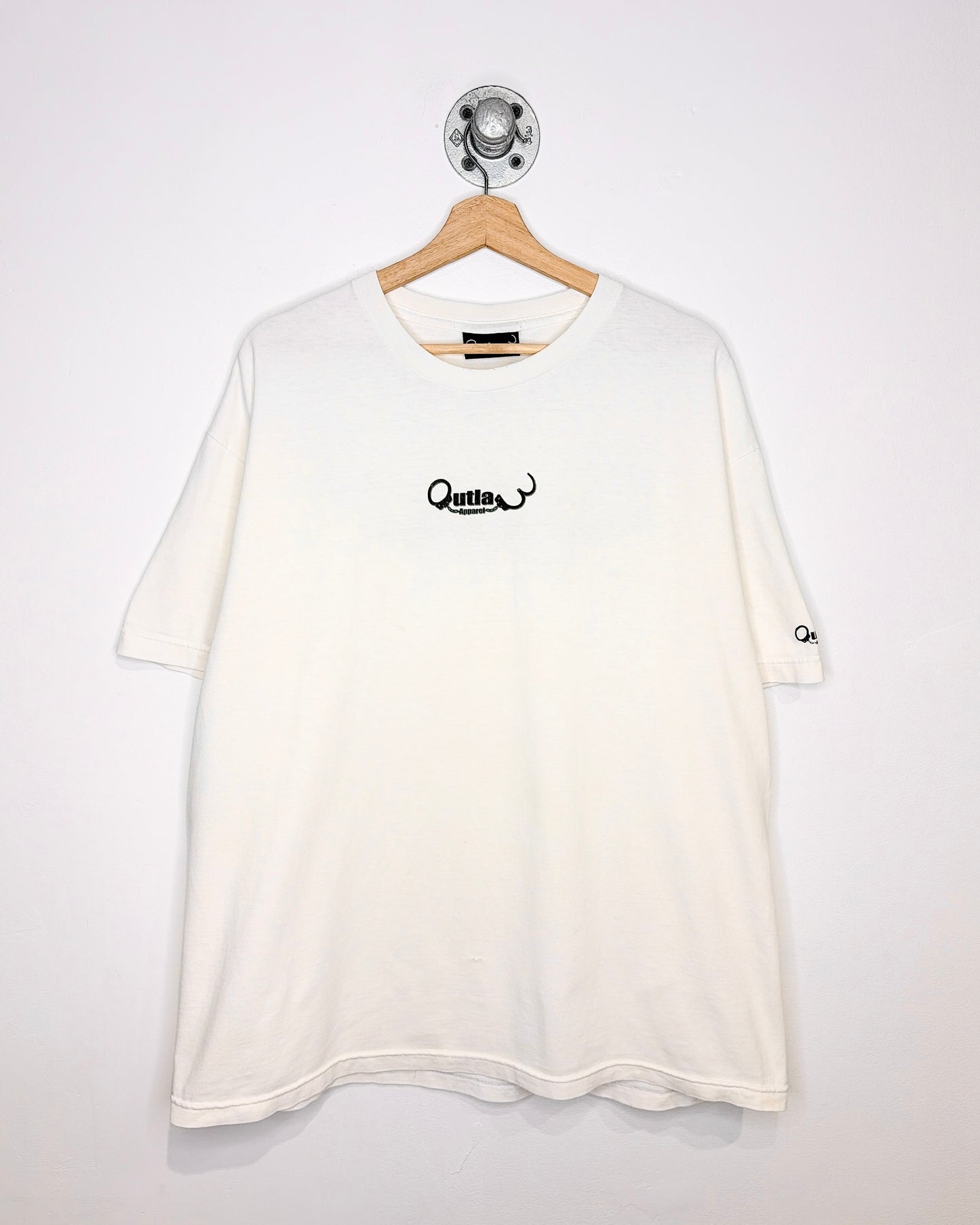 Vintage 2000s Outlaw Apparel White Tee Shirt