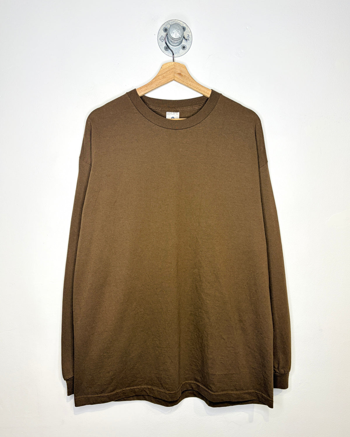 Vintage 90s/00s Alstyle AAA Blank Brown Longsleeve Shirt