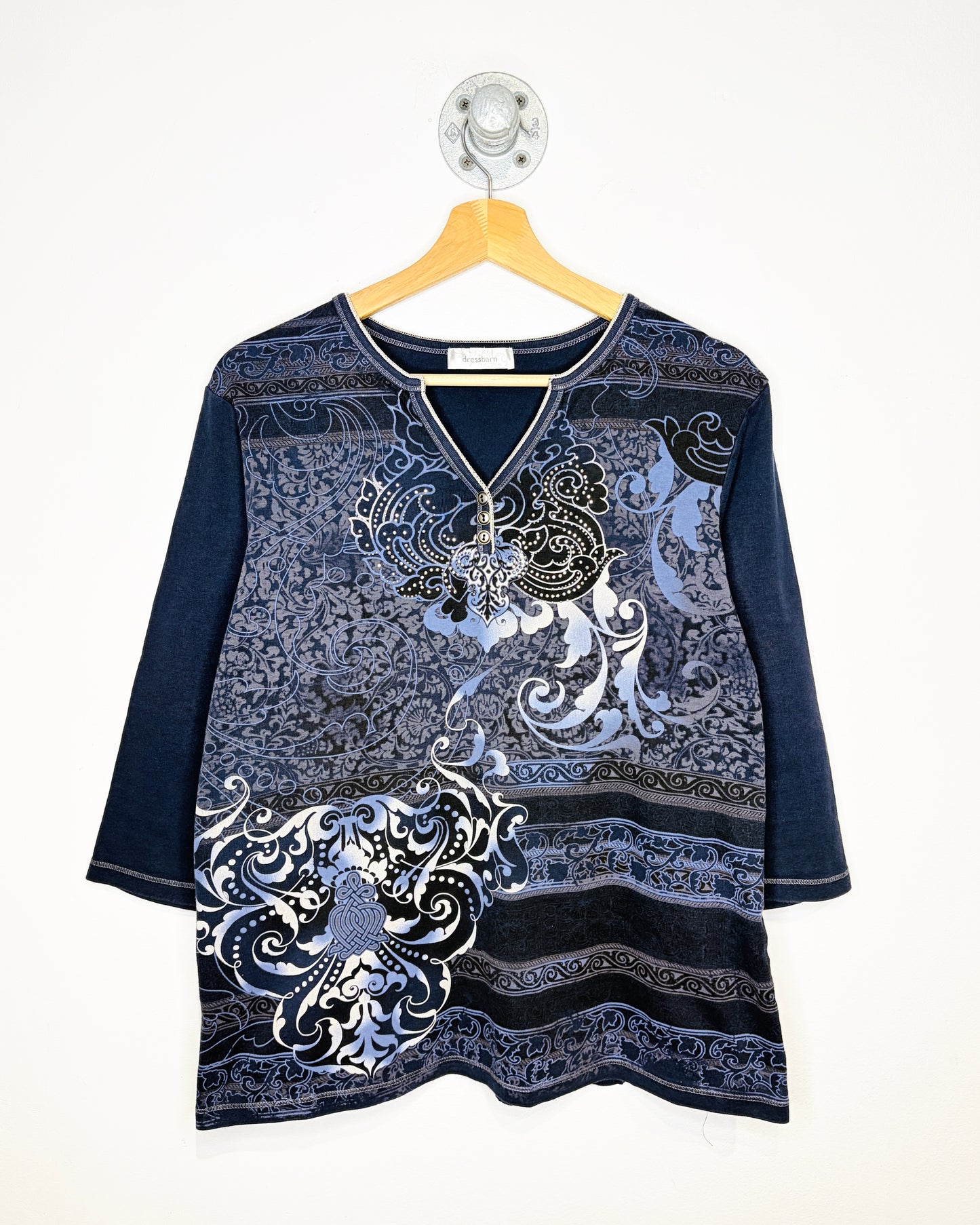 Vintage Y2K Women’s Dressbarn Navy Henley Longsleeve Shirt