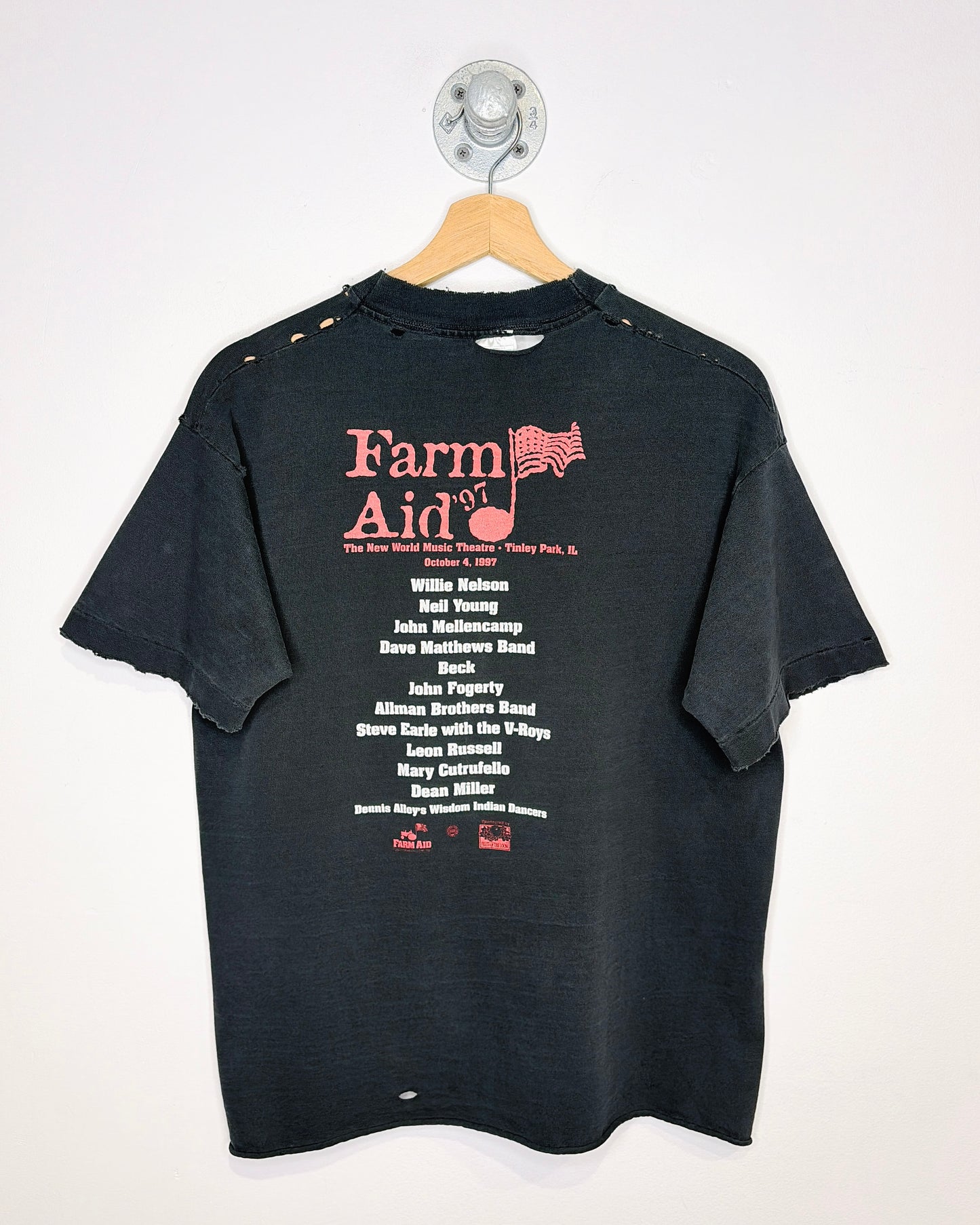 Vintage 1997 Distressed Farm Aid Music Faded Black Tee Shirt