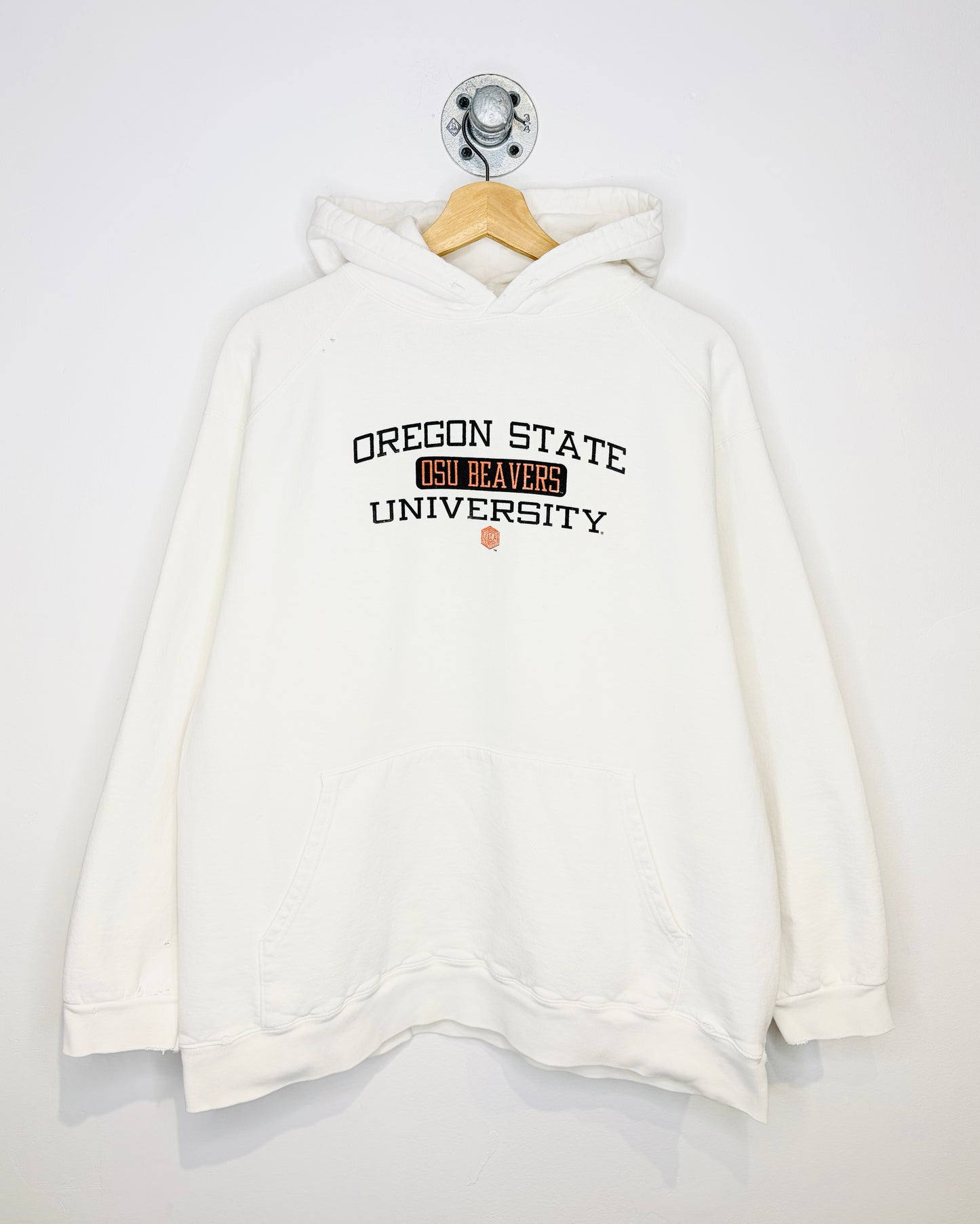 Vintage Boxy Oregon State Beavers White Distressed Hoodie