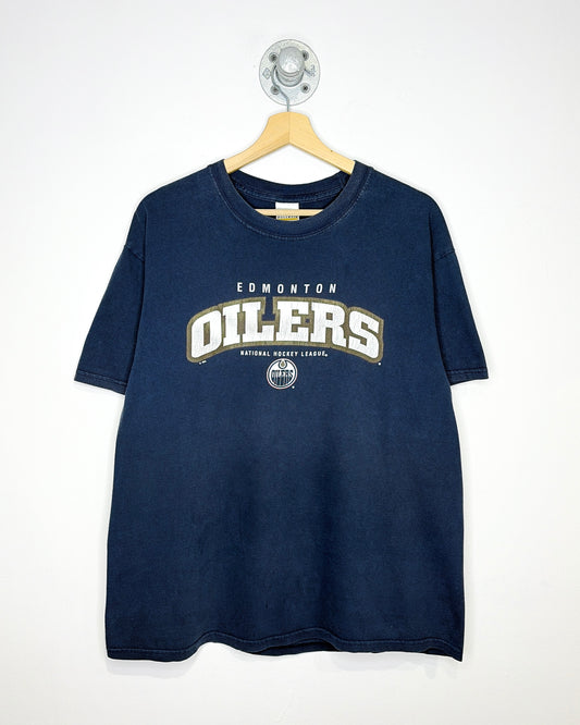 Vintage 2000s Edmonton Oilers Spellout Faded Navy Blue Tee Shirt