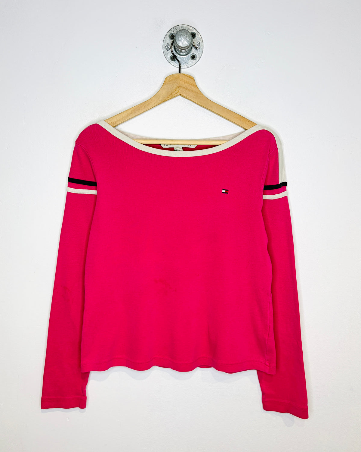 Vintage Y2K Women’s Tommy Hilfiger Pink Wide Neck Longsleeve Shirt