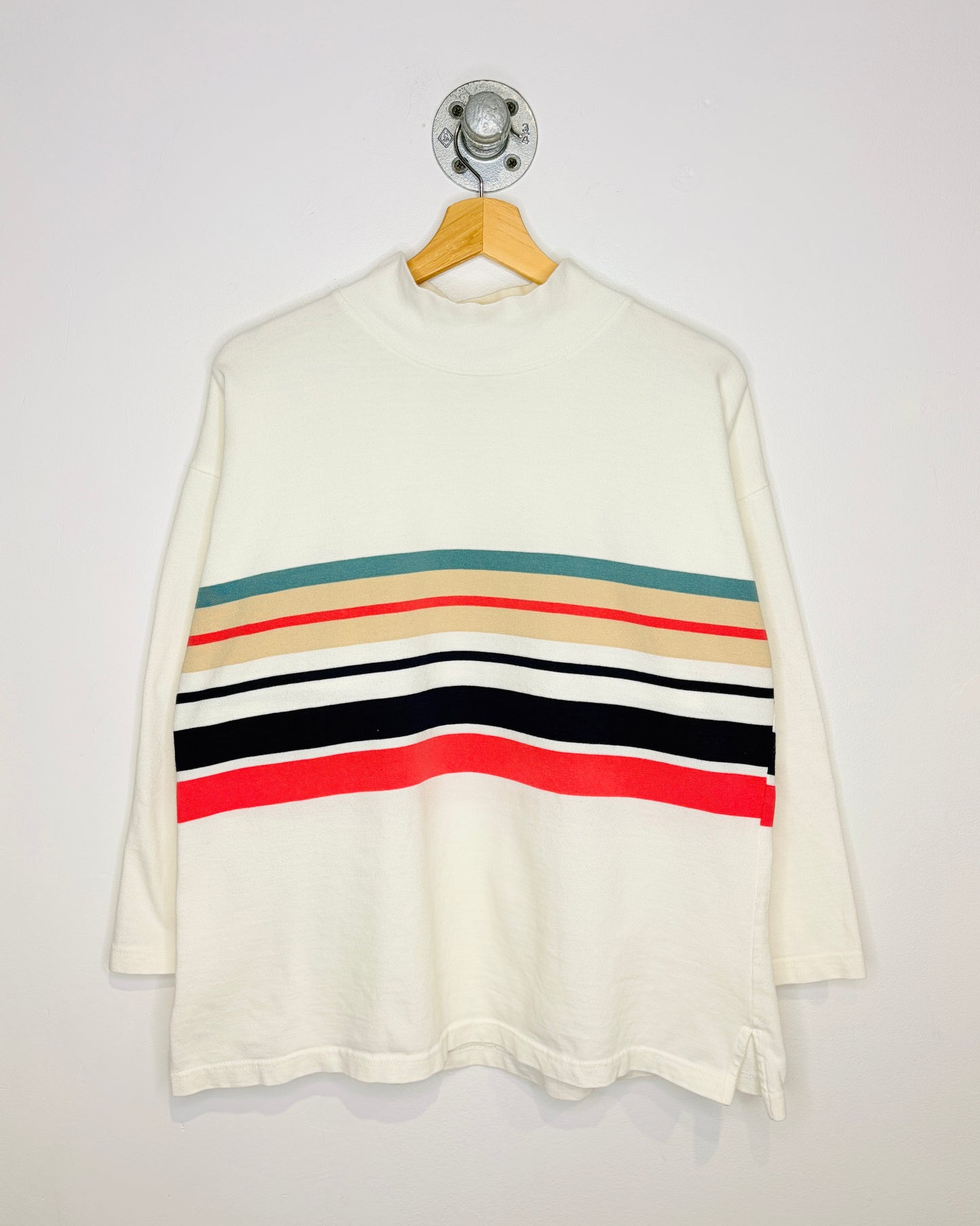 Vintage 90s Boundary Waters White Turtleneck Longsleeve Shirt