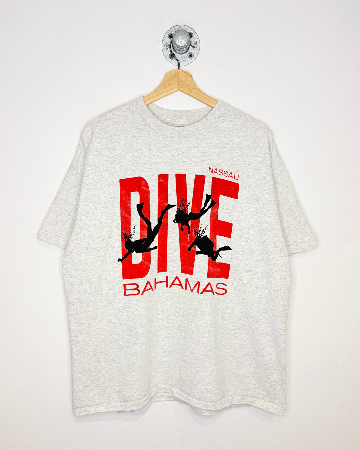 Vintage 90s Nassau Bahamas Ash Grey Tee Shirt