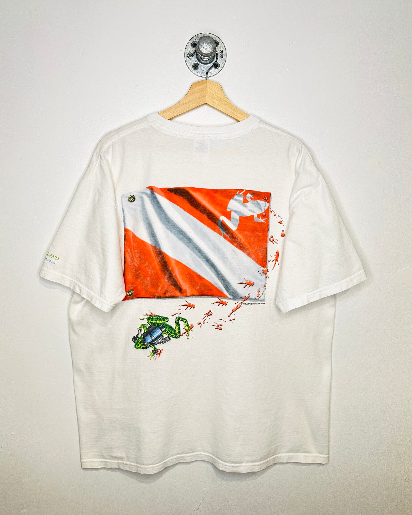 2003 Amphibious Outfitters White Tee Shirt