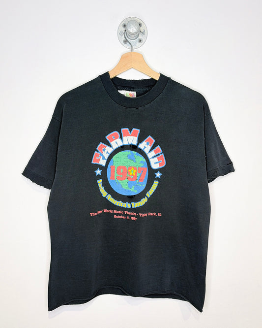 Vintage 1997 Distressed Farm Aid Music Faded Black Tee Shirt
