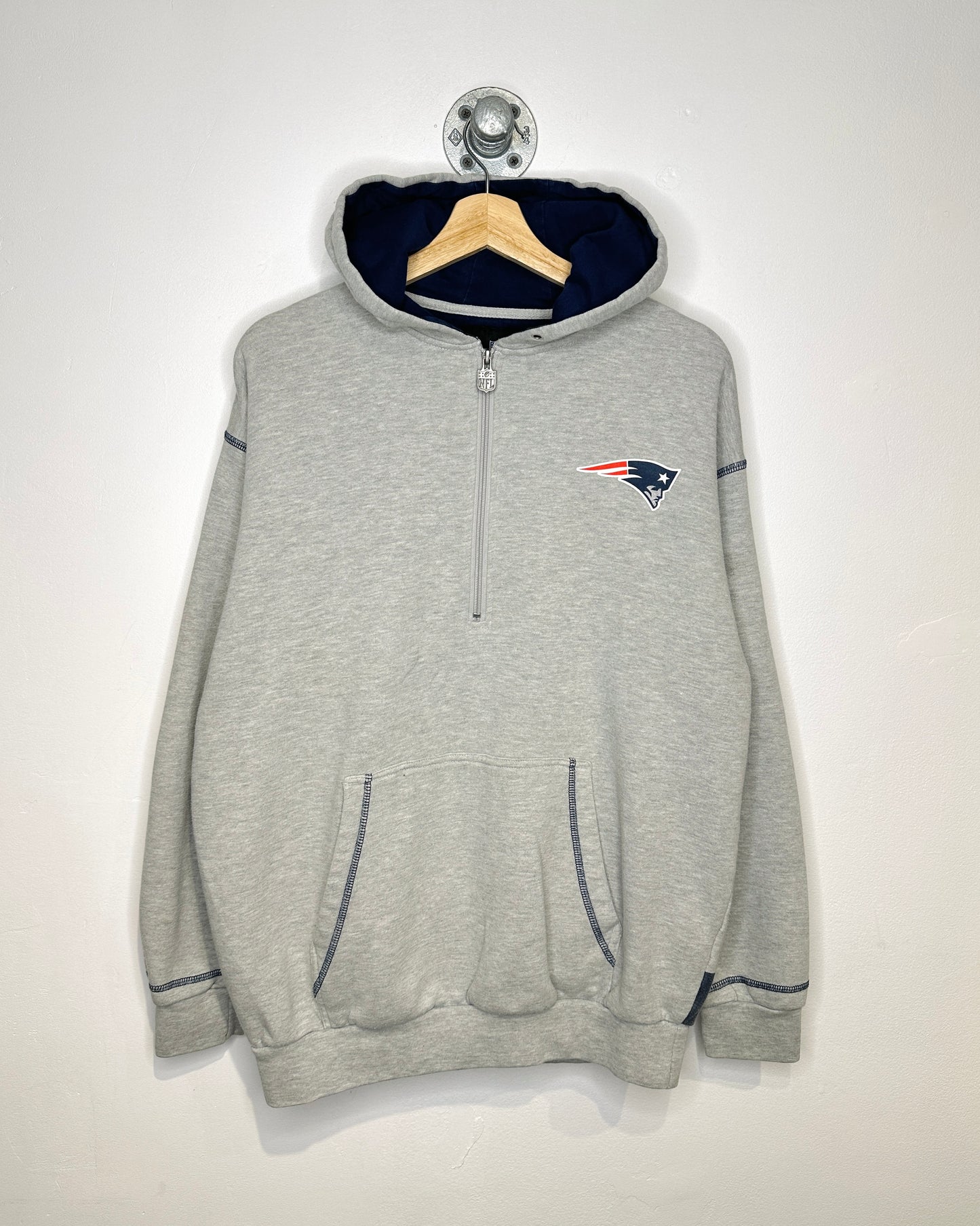 2000s NFL Pro Line New England Patriots Grey Hoodie