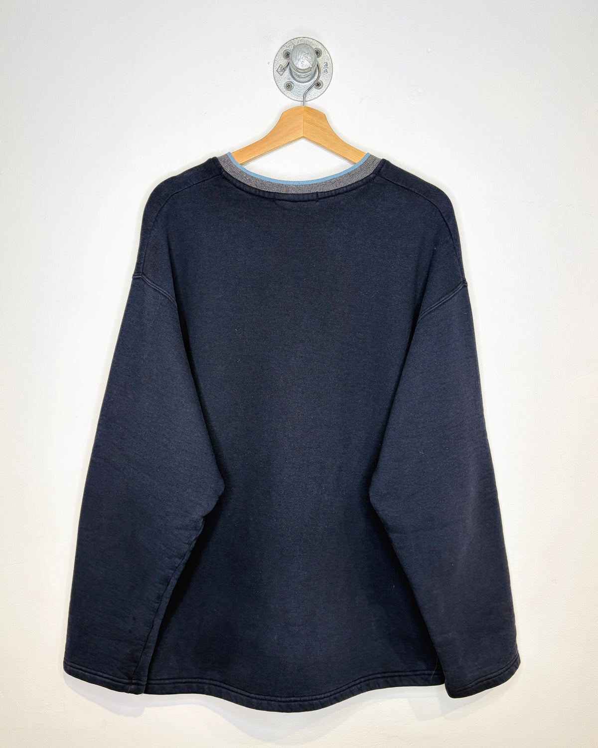 Vintage 90s Club Monaco Navy V-Neck Sweatshirt
