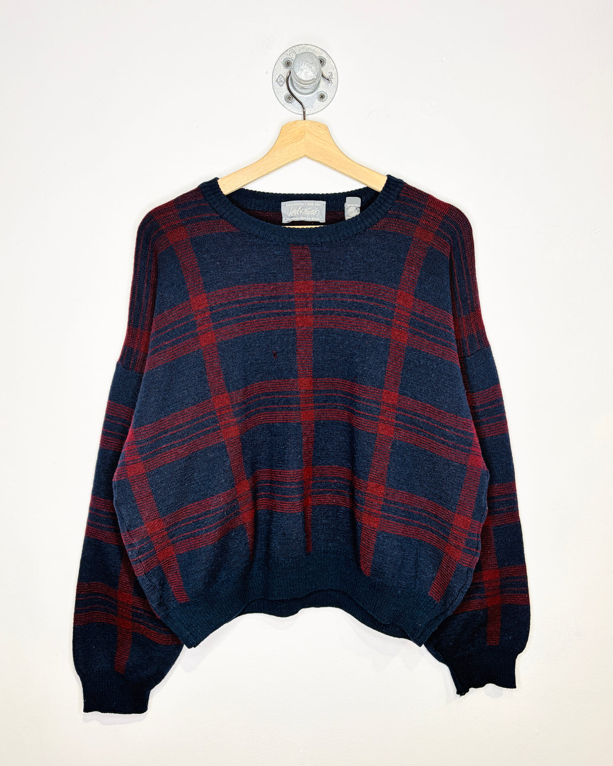 Vintage 90s Boxy & Cropped Fit Italian Merino Wool Navy & Red Sweater