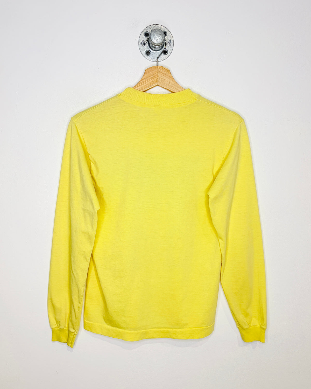 Vintage 1995 Oregon Rose Bowl Pale Yellow Longsleeve Shirt