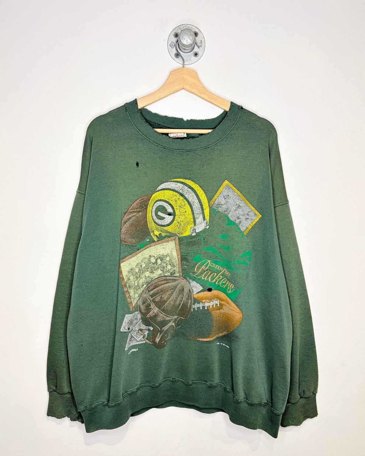 Vintage 1994 Thrashed Green Bay Packers Crewneck Sweatshirt