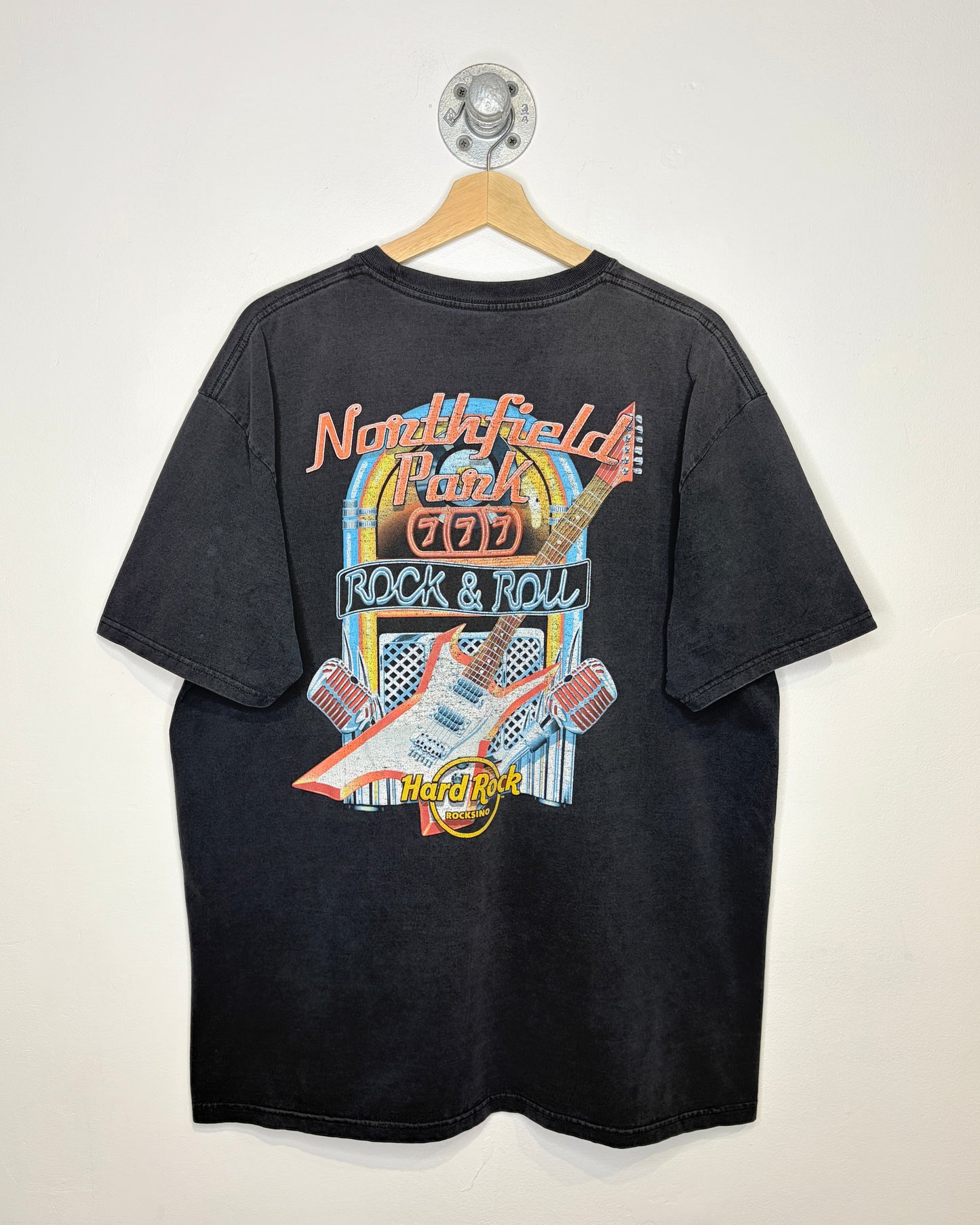 2000s Hard Rock Cafe Northfield Point Faded Black Tee Shirt