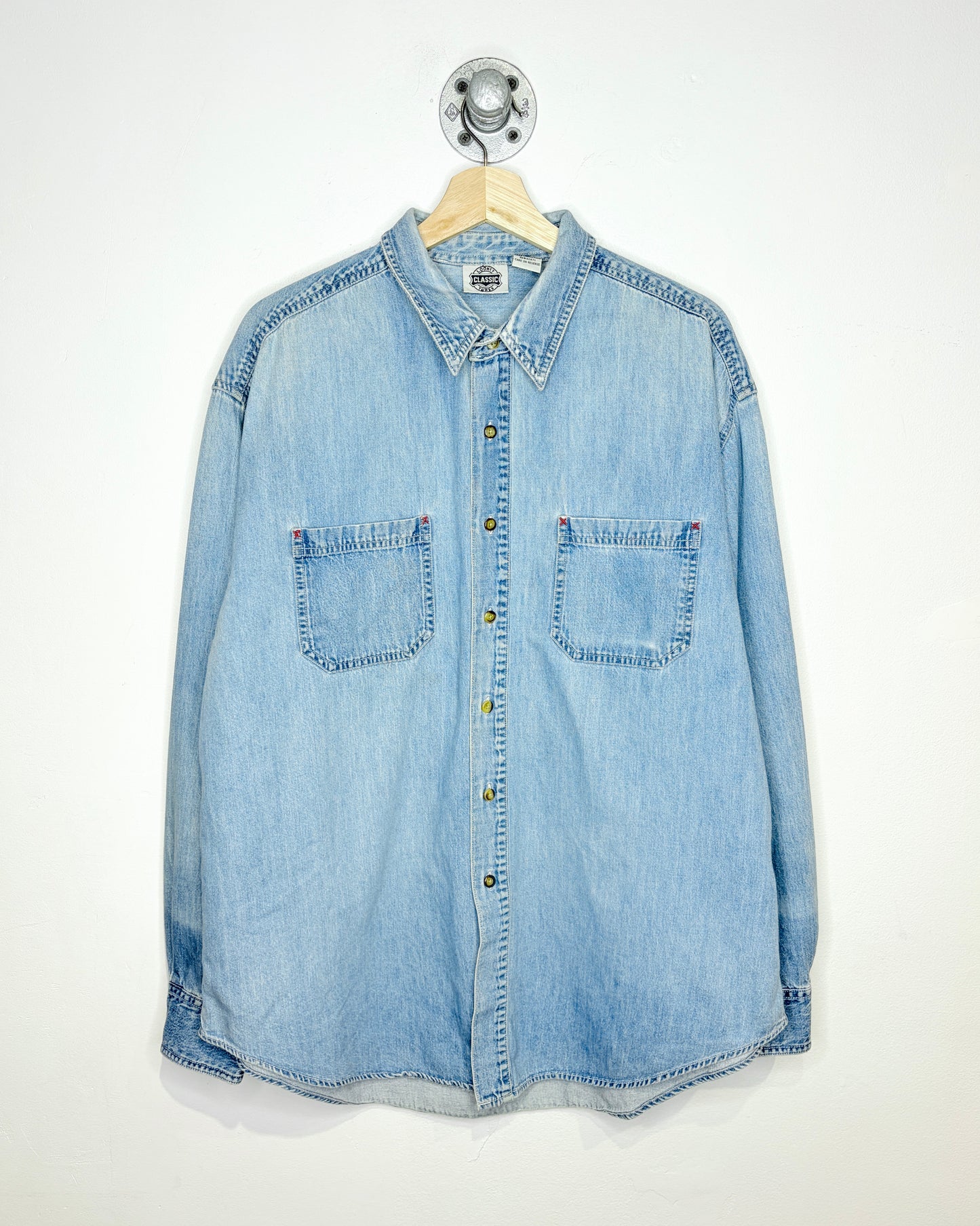 Vintage 1990s Looney Tunes Merrie Melodies Denim Shirt