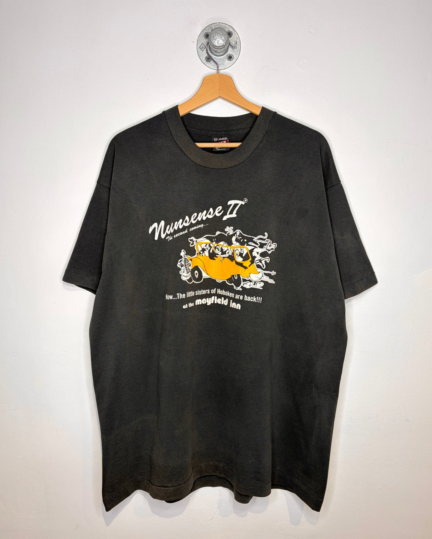 Vintage 90s Mayfield Inn Theatre Restaurant Faded Black Tee Shirt