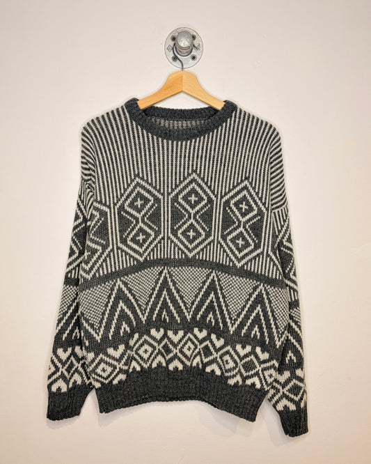 2000s Grey & White Patterned Knit Sweater