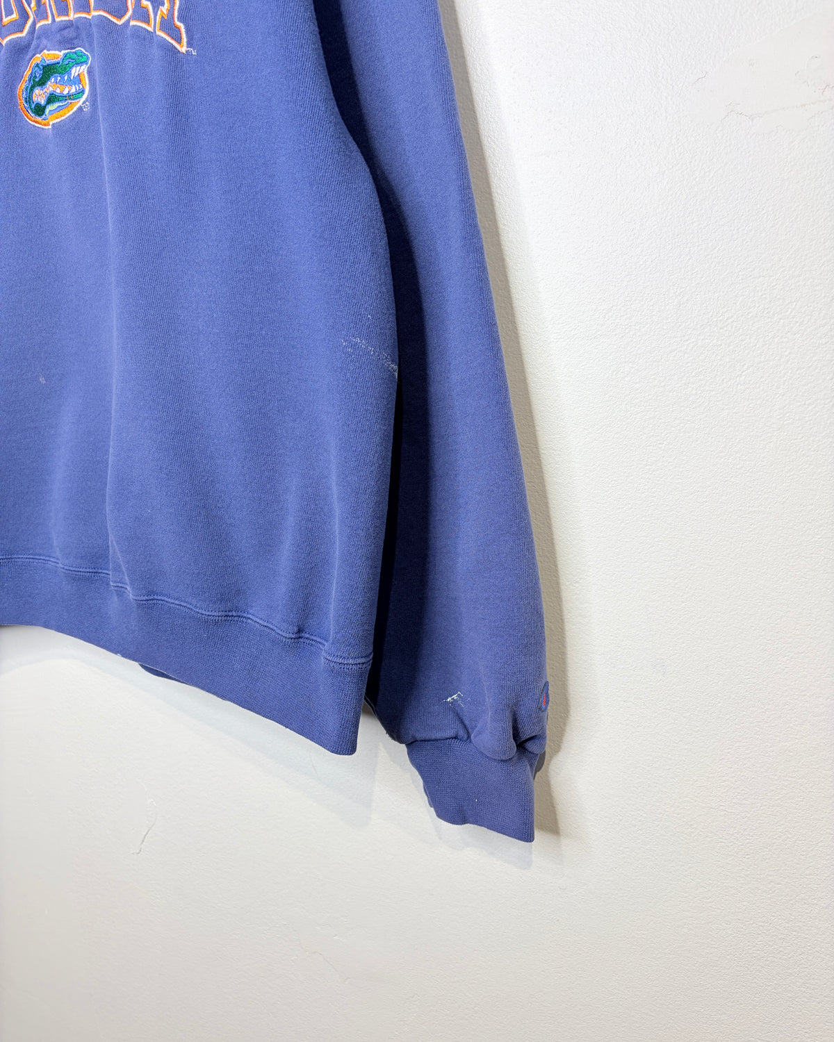 Vintage 2000s Champion Florida Gators Faded Blue Crewneck Sweatshirt