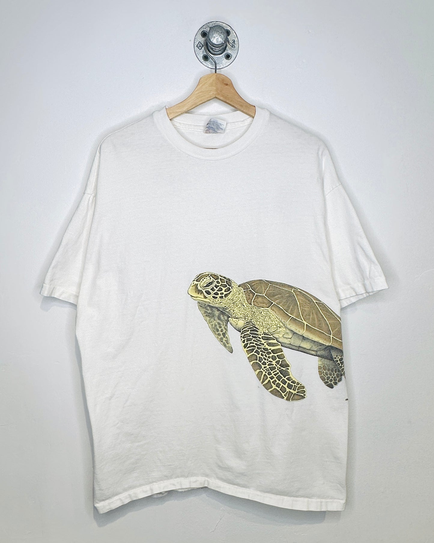 Vintage 90s Harlequin Sea Turtles White Tee Shirt