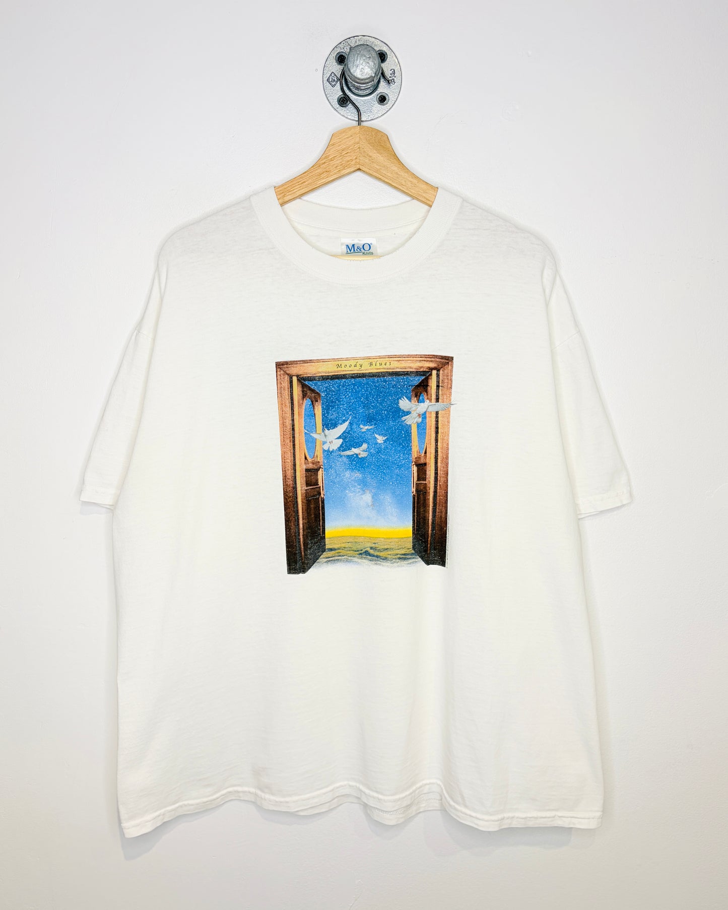 Vintage 2003 Moody Blues White Tee Shirt