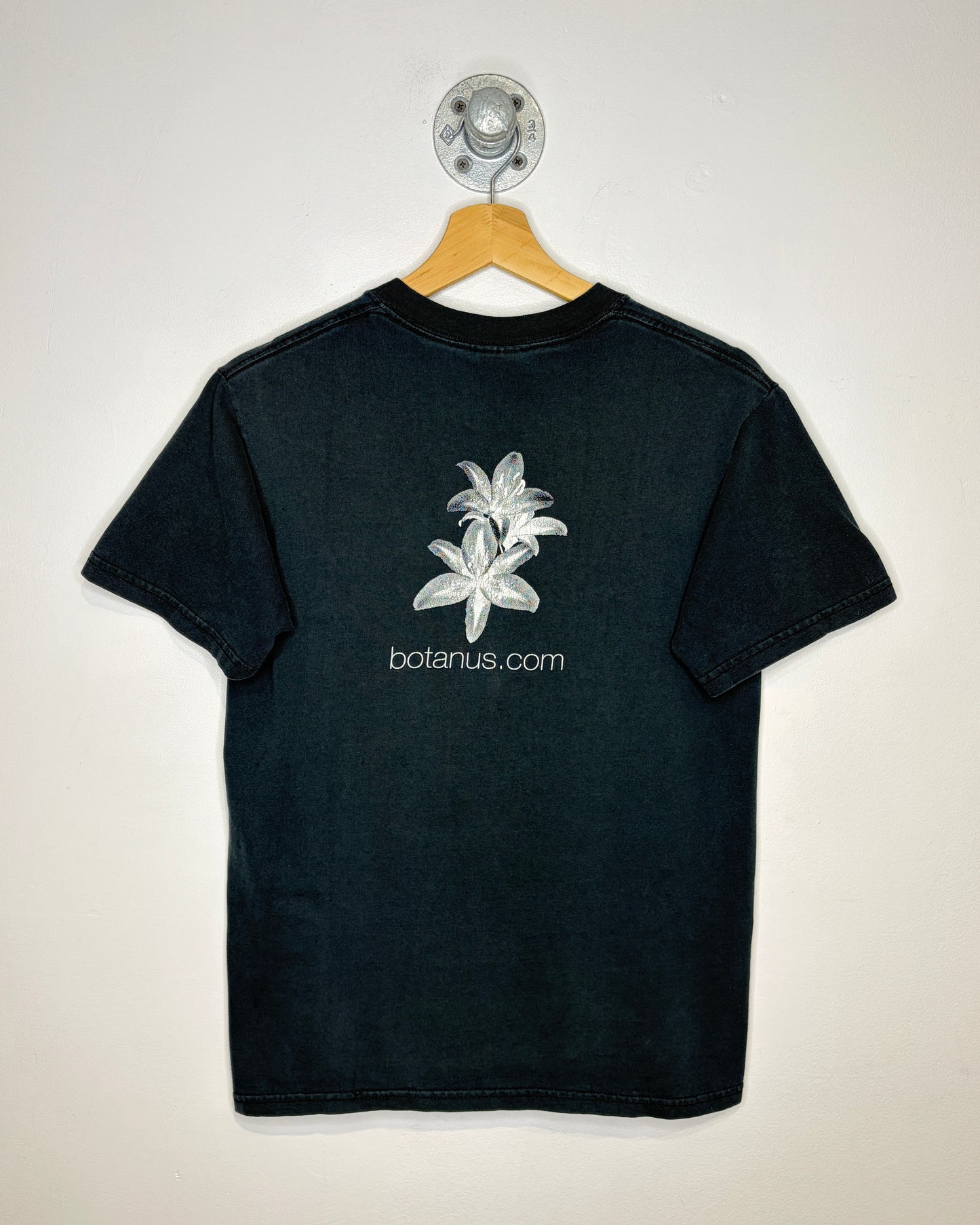 2000s “Nice Bulbs” Botanus.com Faded Black Tee Shirt